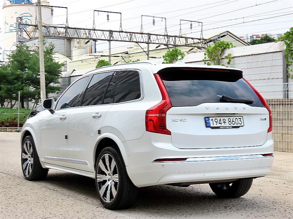 Volvo XC90 - Vista 3