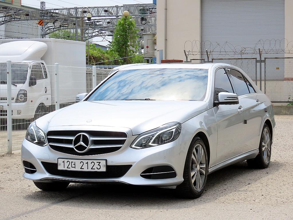 Mercedes Benz E class - Vista 2