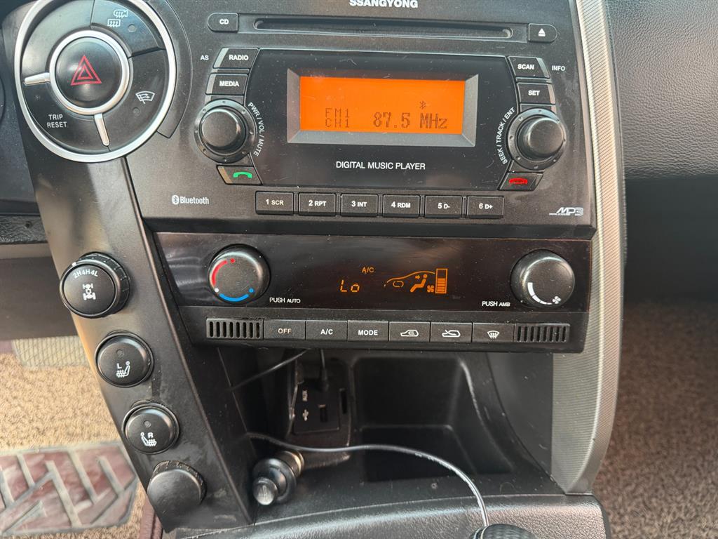 Ssangyong Korando 2012 Blanco - Importación desde Corea - HF Imports Iquique - Foto 16