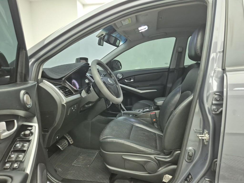 Ssangyong Korando 2015 Gris - Importación desde Corea - HF Imports Iquique - Foto 13