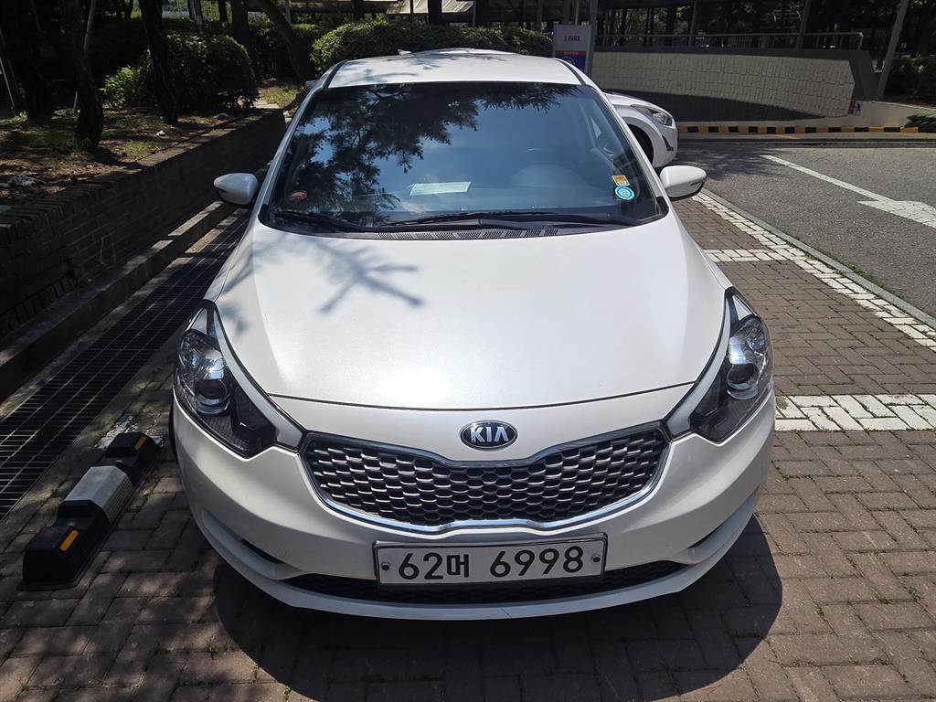 KIA K3 2013 Blanco - Importación desde Corea - HF Imports Iquique - Foto 1