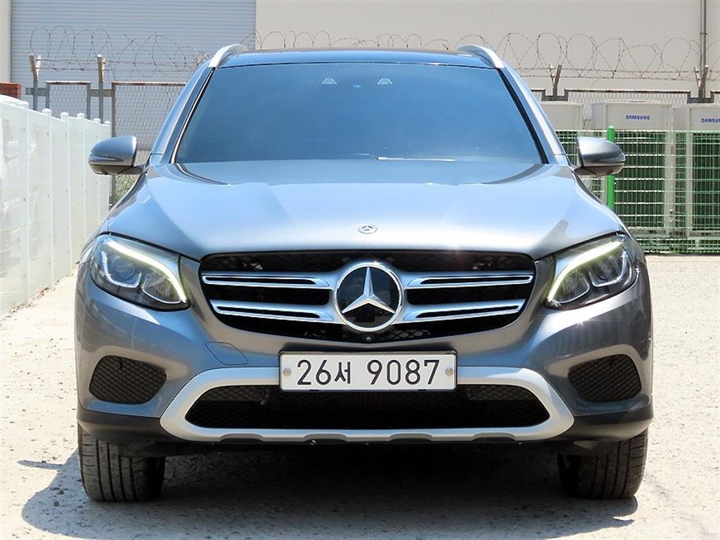 Mercedes Benz GLC Class 2019 - Importación desde Corea - HF Imports Iquique - Foto 1