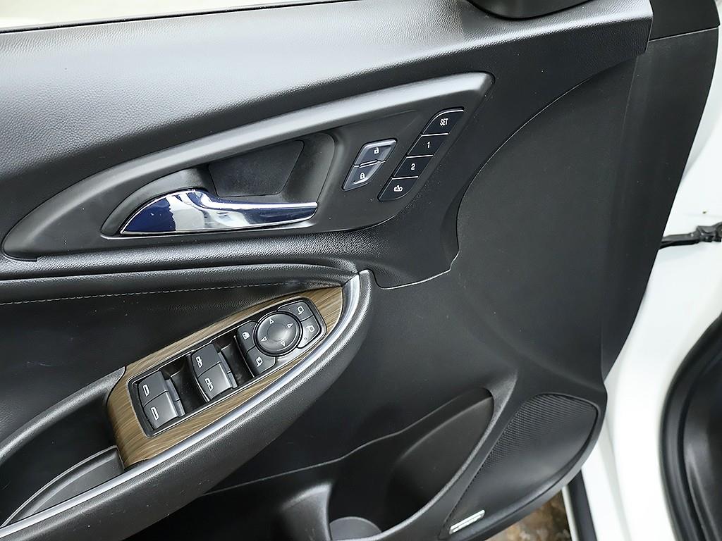 Chevrolet Malibu 2016 Blanco - Importación desde Corea - HF Imports Iquique - Foto 20