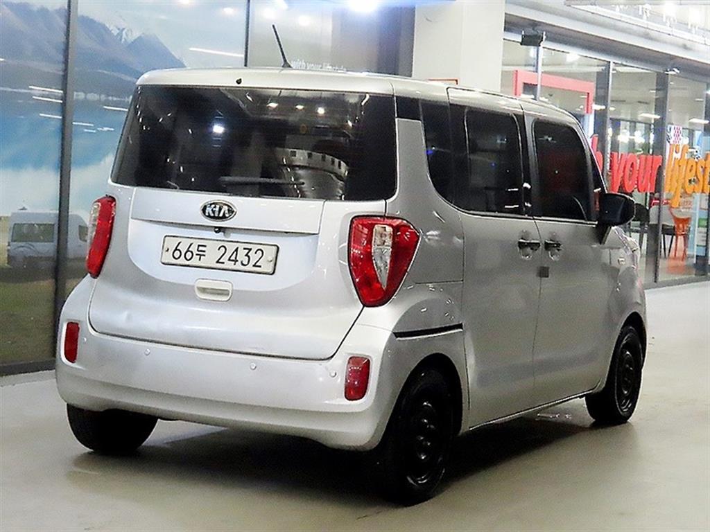 KIA Ray - Vista 6