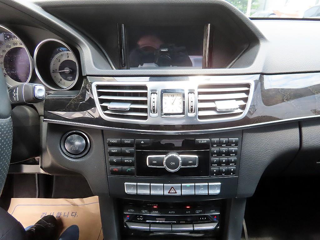 Mercedes Benz E class 2013 Plateado - Importación desde Corea - HF Imports Iquique - Foto 16