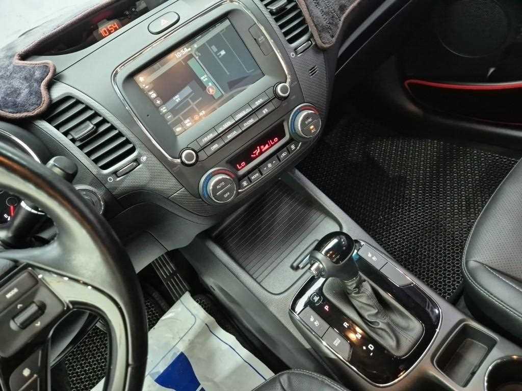 KIA K3 - Vista 12