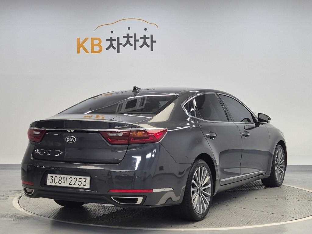 KIA K7 - Vista 3