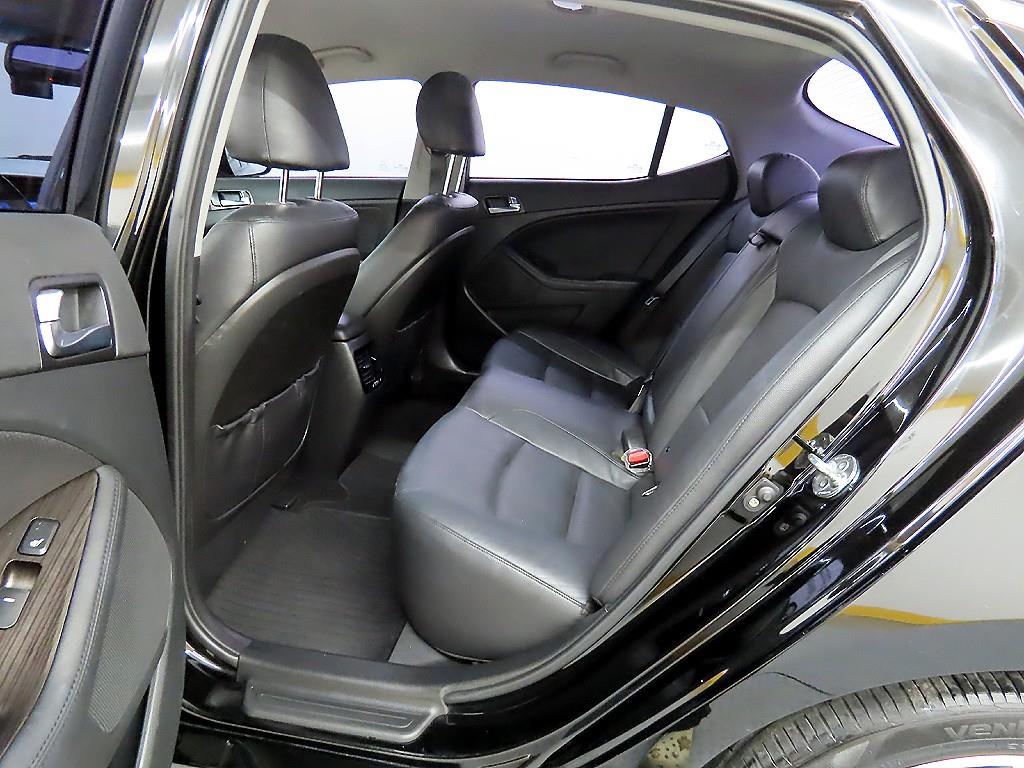 KIA K5 - Vista 9