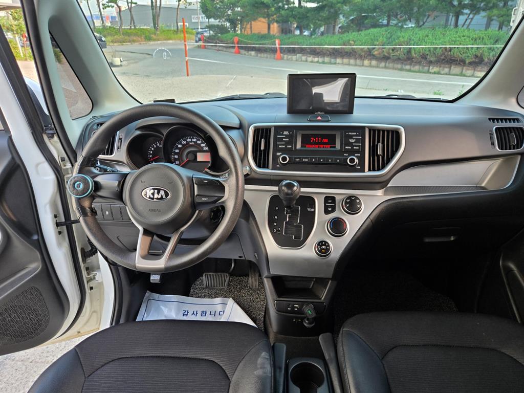 KIA Ray - Vista 9