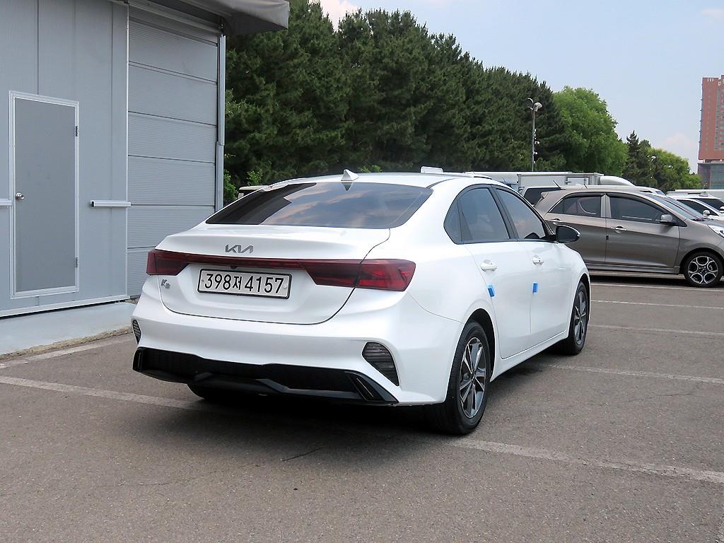KIA K3 - Vista 4
