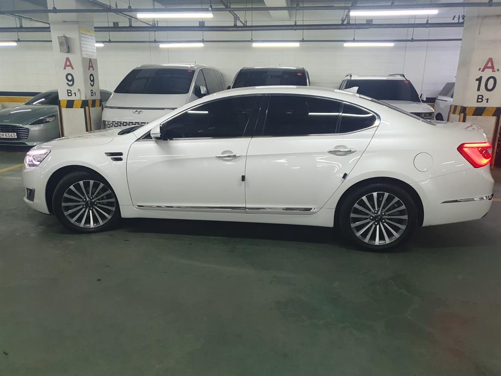 KIA K7 - Vista 8