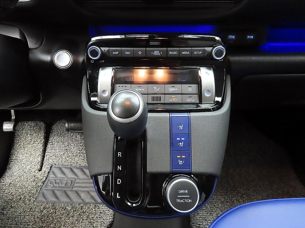 HYUNDAI Casper - Vista 12