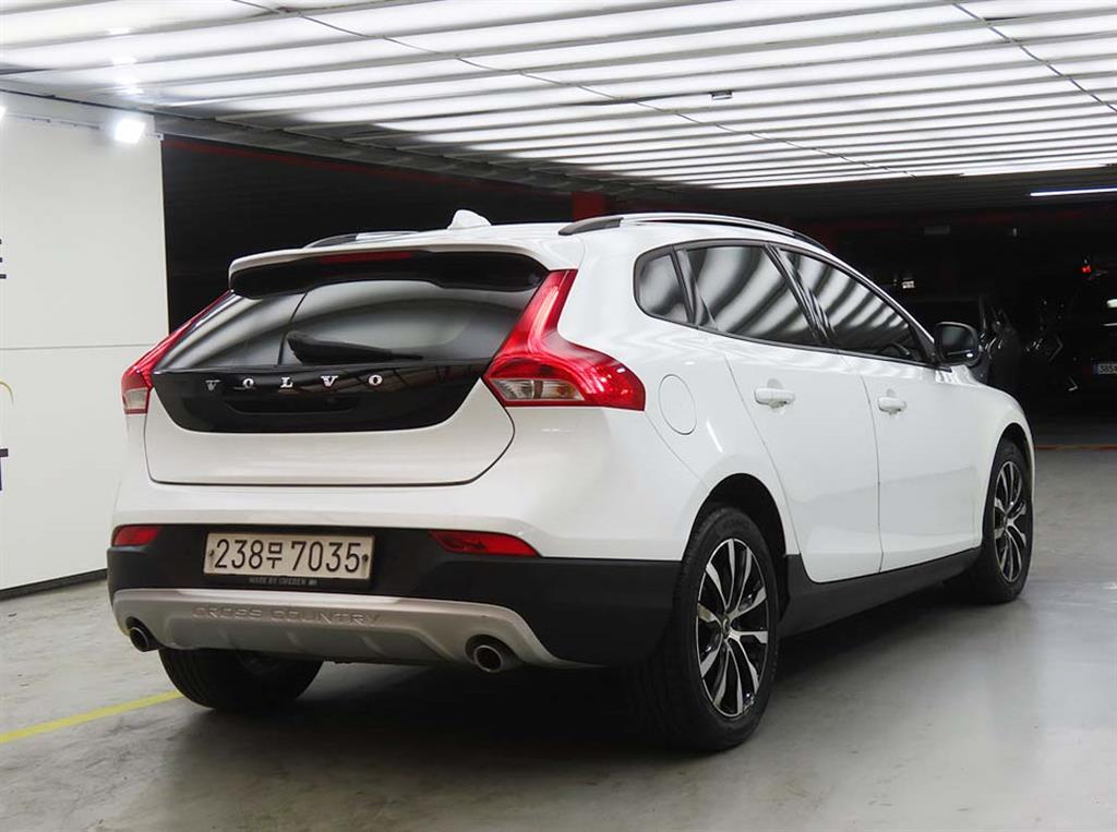 Volvo V40 - Vista 6