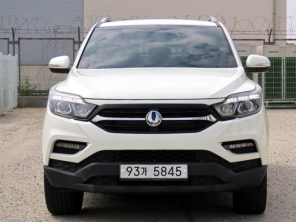 Ssangyong Rexton 2020 Blanco - Importación desde Corea - HF Imports Iquique - Foto 1