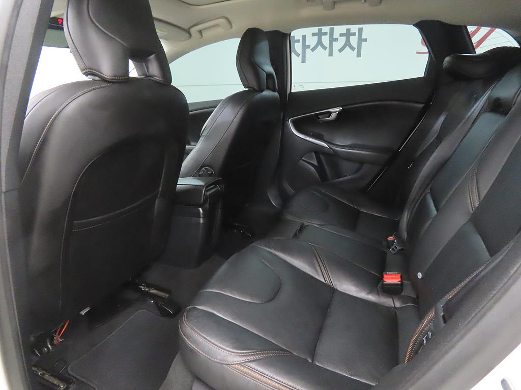 Volvo V40 - Vista 8