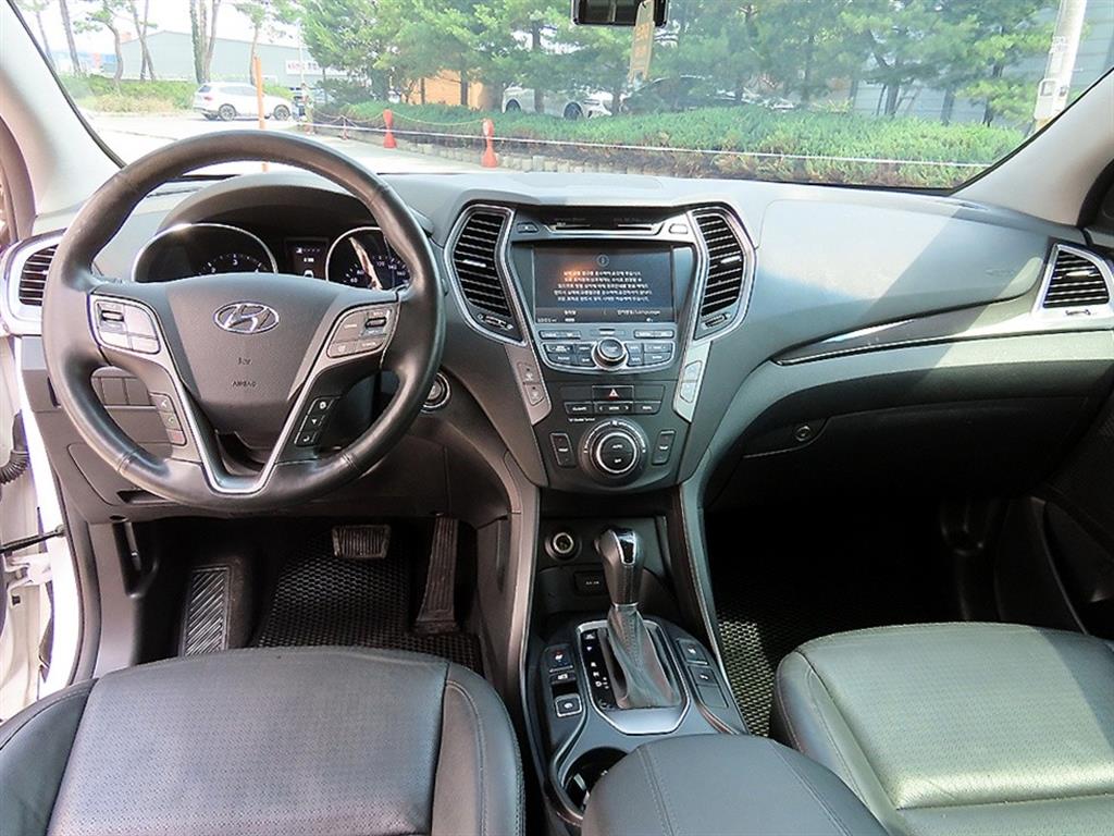 HYUNDAI Santa Fe - Vista 9