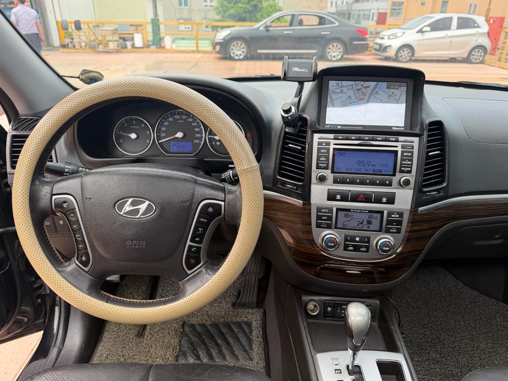 HYUNDAI Santa Fe - Vista 7