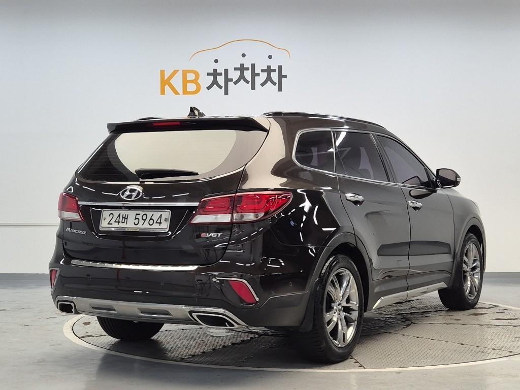 HYUNDAI Maxcruz - Vista 3