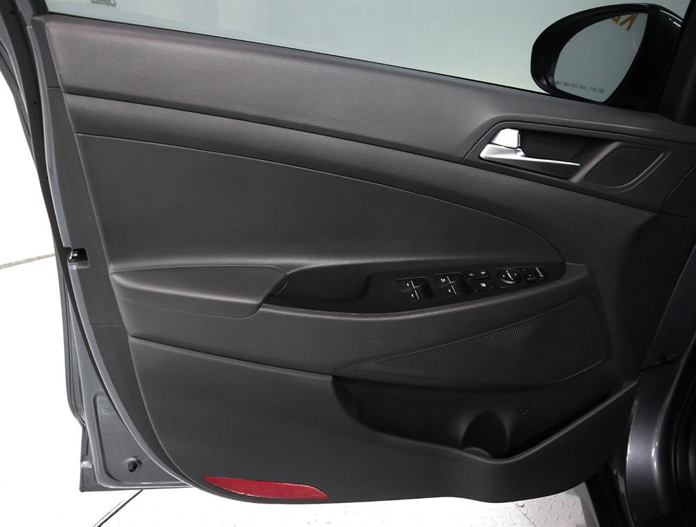 HYUNDAI Tucson - Vista 10