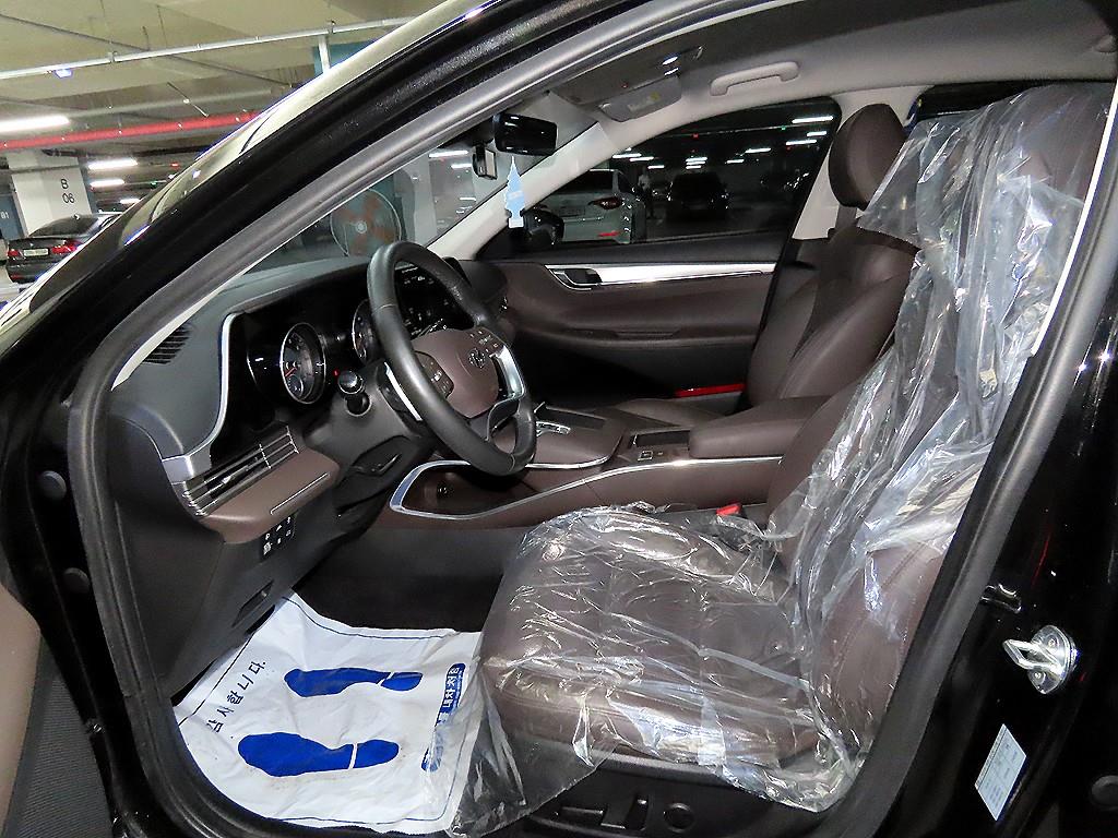 HYUNDAI Grandeur - Vista 8