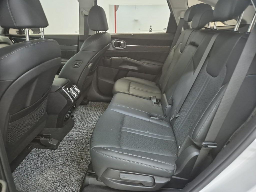 KIA Sorento 2023 Blanco - Importación desde Corea - HF Imports Iquique - Foto 14