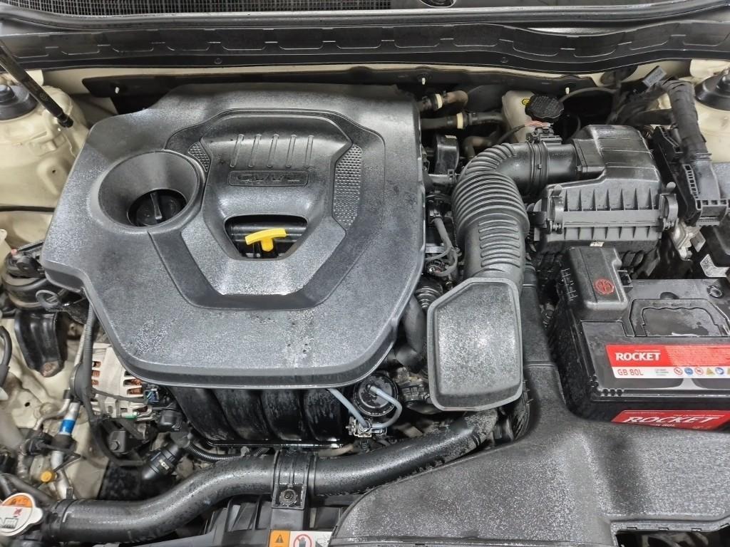 KIA K5 - Vista 7