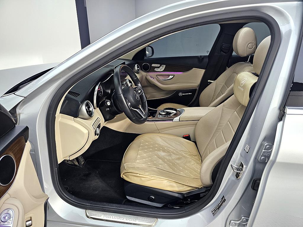 Mercedes Benz C Class - Vista 10