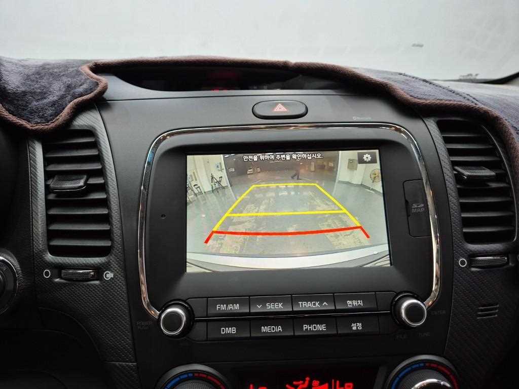 KIA K3 2016 Plateado - Importación desde Corea - HF Imports Iquique - Foto 16