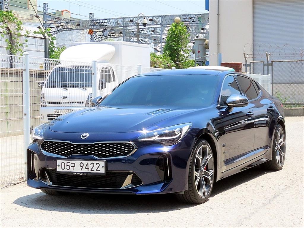 KIA Stinger - Vista 2