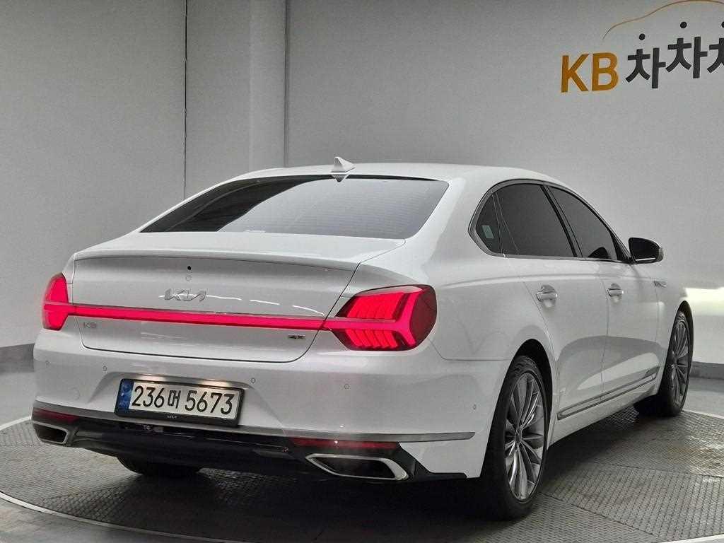 KIA K9 - Vista 3