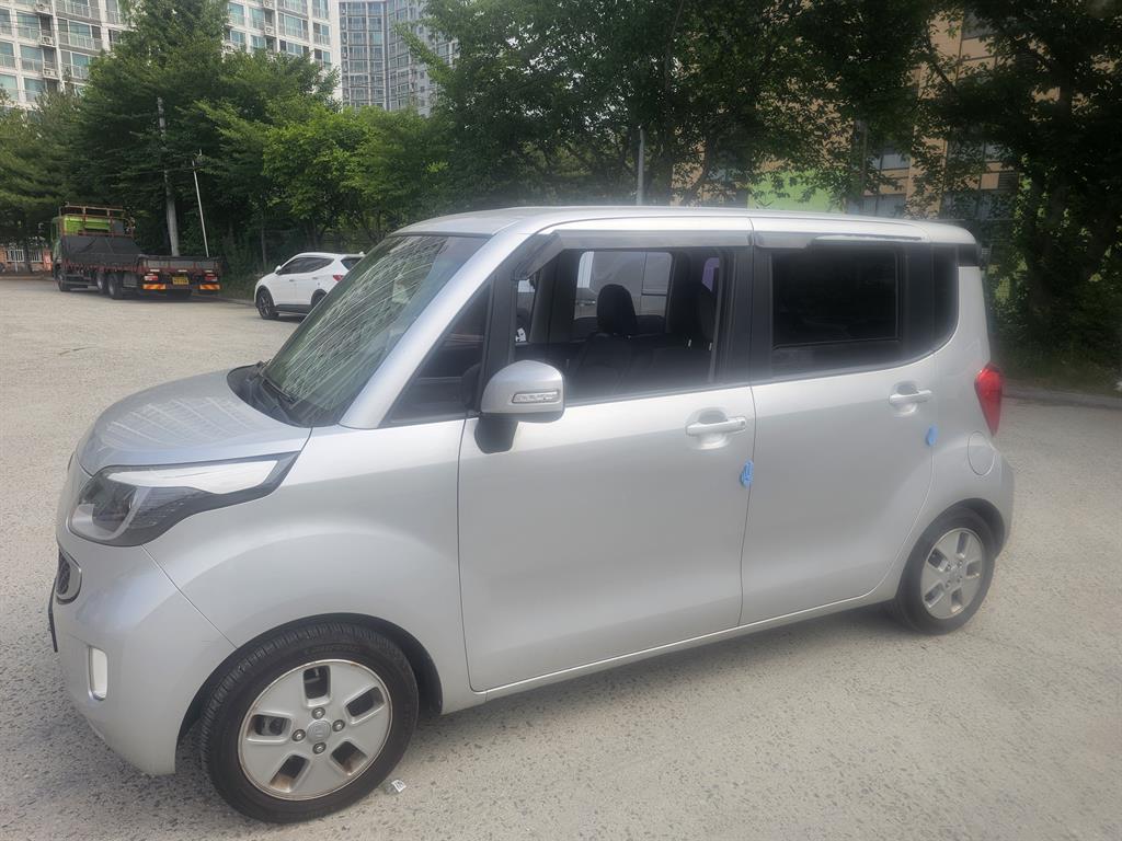 KIA Ray - Vista 2