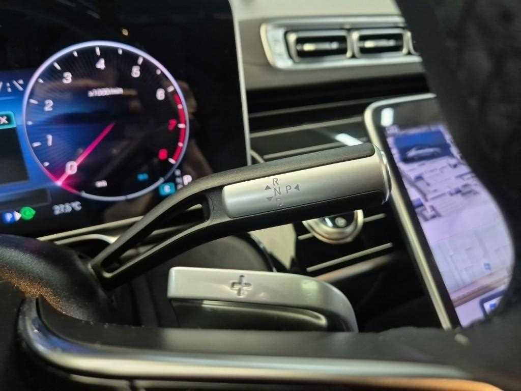 Mercedes Benz S Class - Vista 10