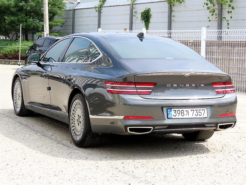 Genesis G80 - Vista 3
