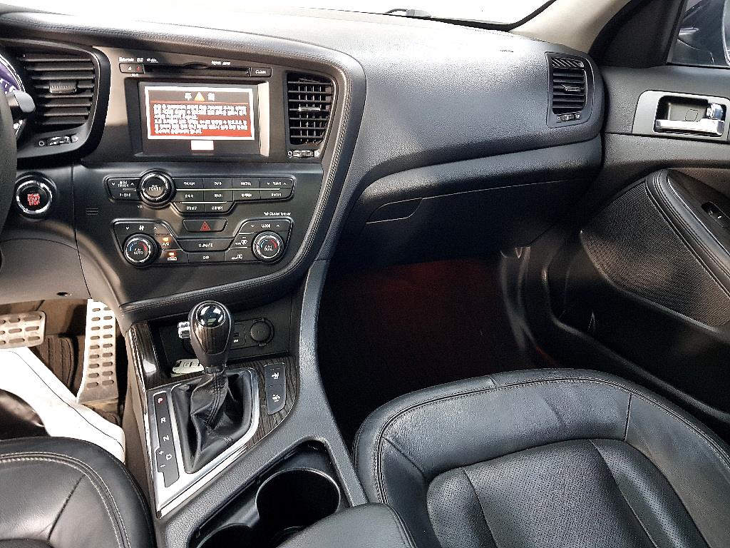 KIA K5 - Vista 12