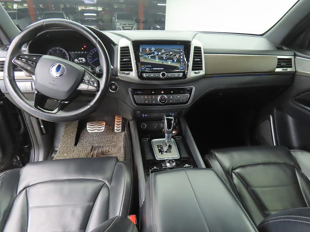 Ssangyong Rexton - Vista 9