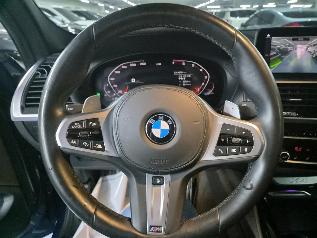 BMW X4 - Vista 9