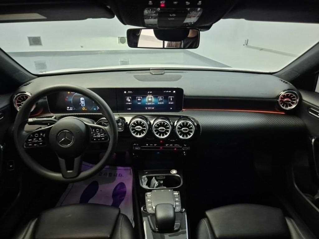 Mercedes Benz A Class - Vista 9