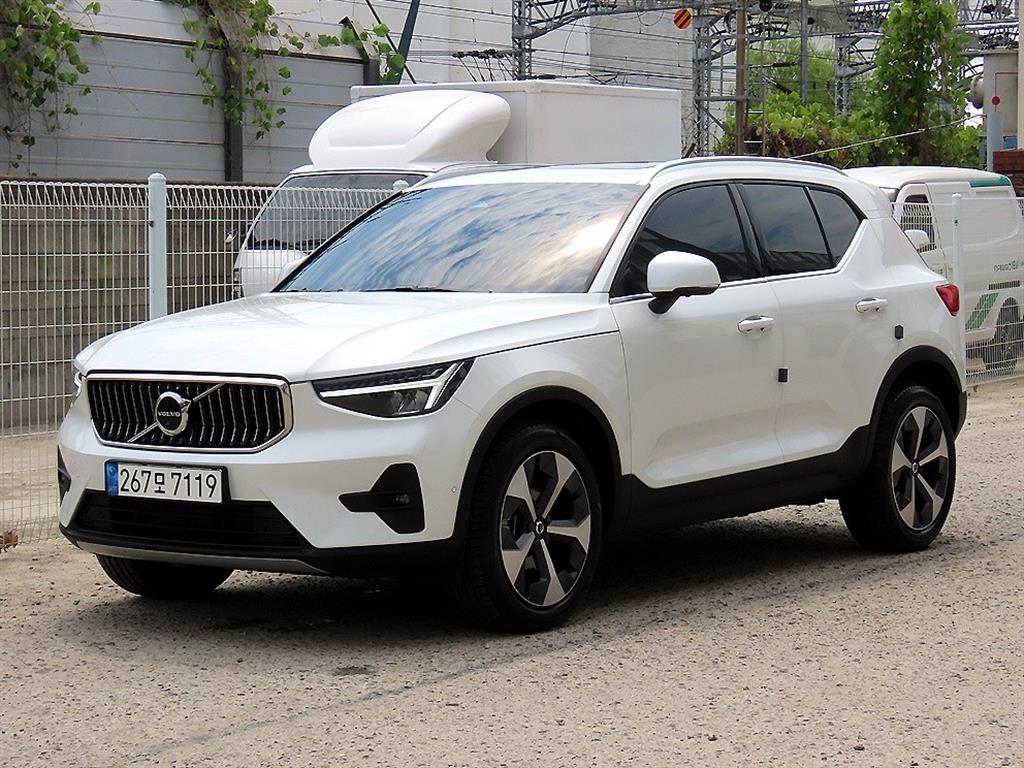 Volvo XC40 - Vista 2
