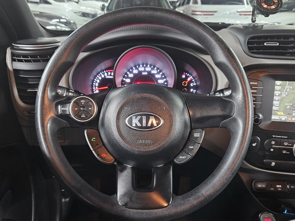 KIA Soul - Vista 8