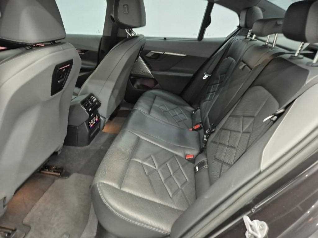 BMW i5 2023 Gris - Importación desde Corea - HF Imports Iquique - Foto 14