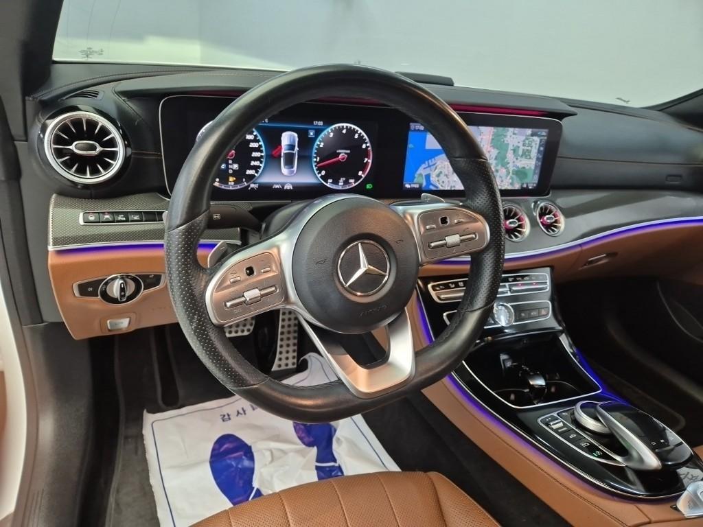 Mercedes Benz E class - Vista 11
