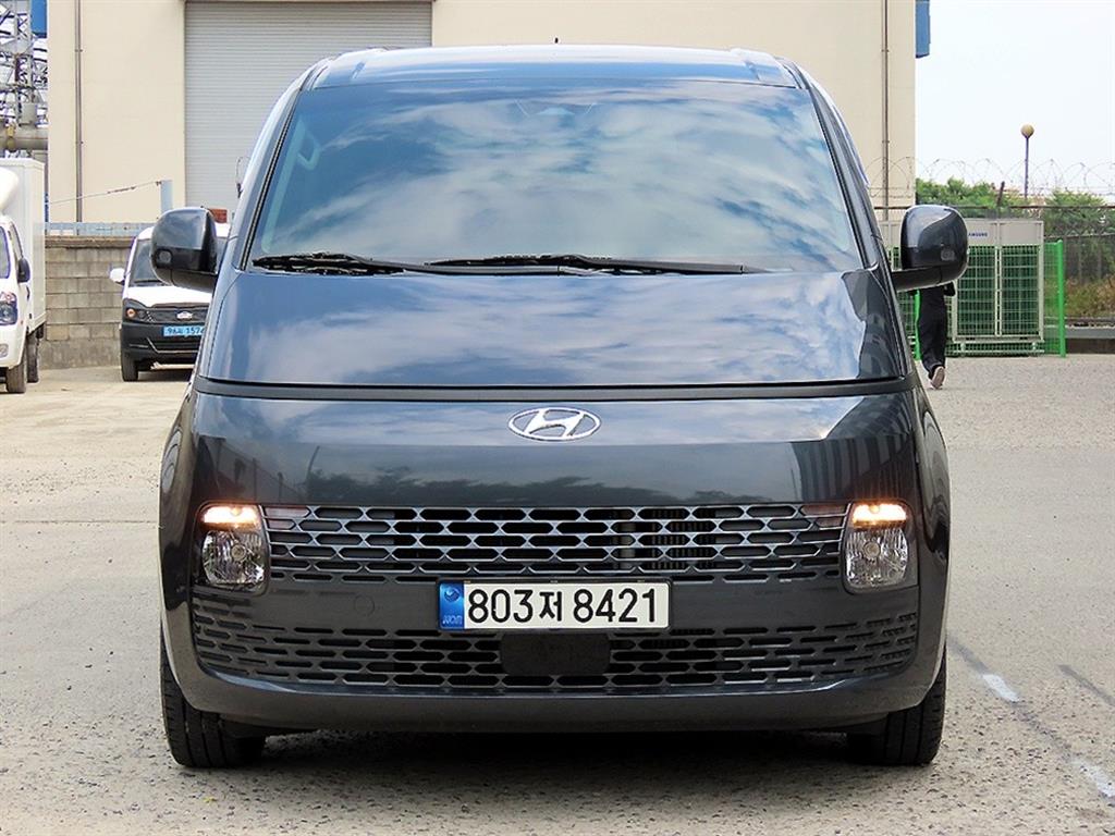HYUNDAI Staria 2021 Gris - Importación desde Corea - HF Imports Iquique - Foto 1