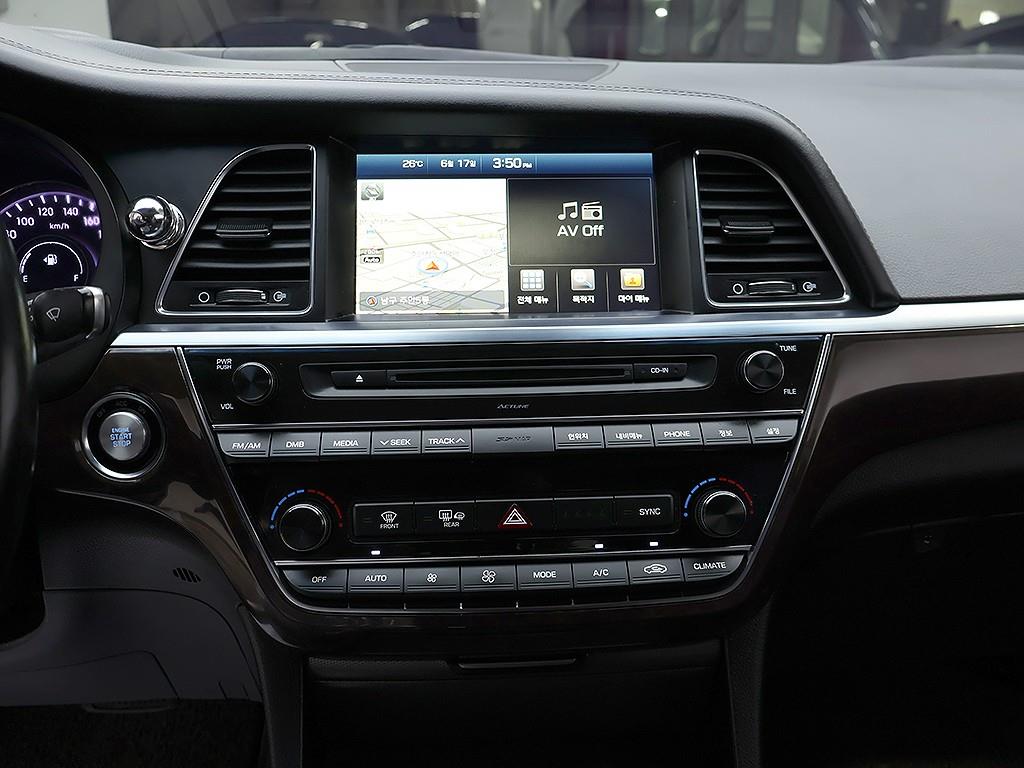 HYUNDAI Aslan - Vista 11