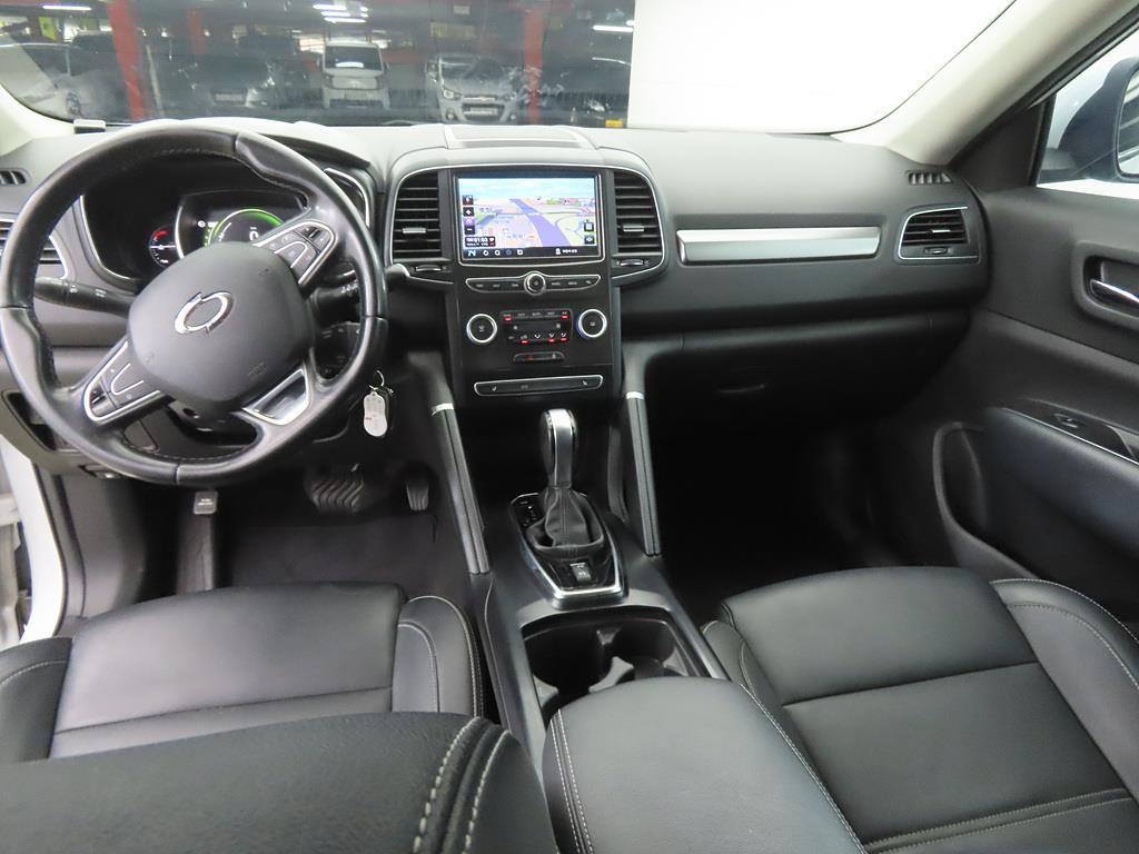 SAMSUNG QM6 - Vista 9