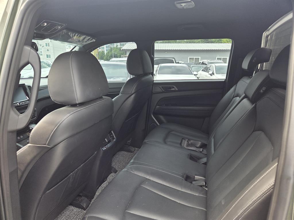 Ssangyong Rexton - Vista 8