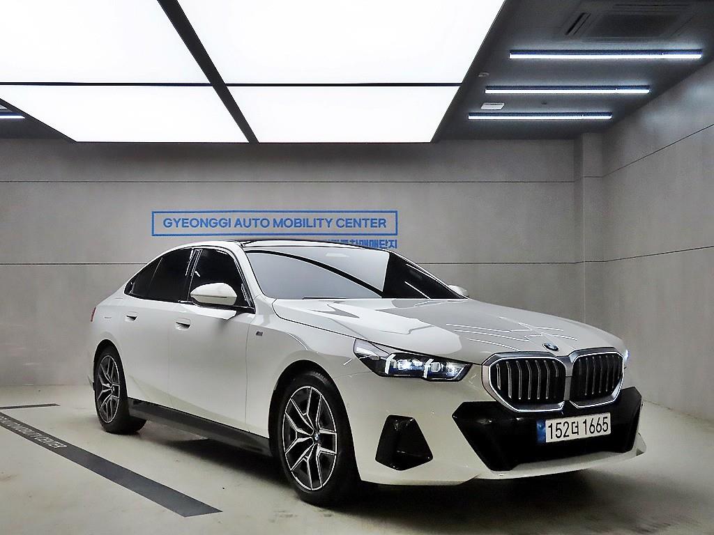 BMW 5 Series 2024 Blanco - Importación desde Corea - HF Imports Iquique - Foto 1