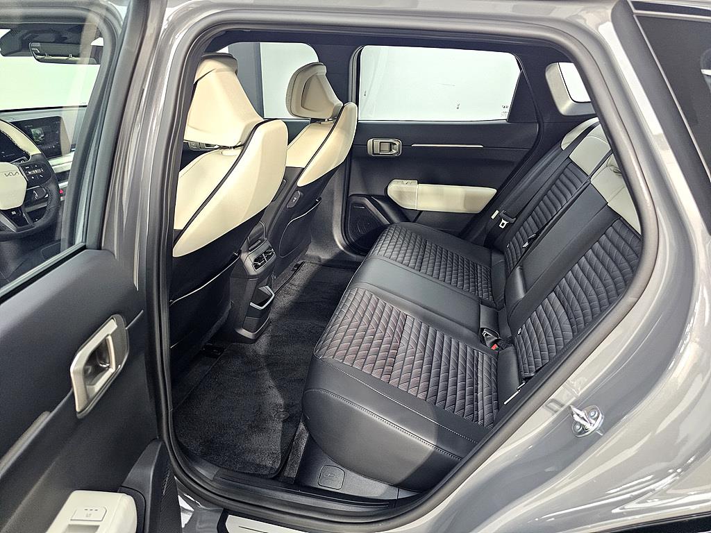 KIA EV4 - Vista 11