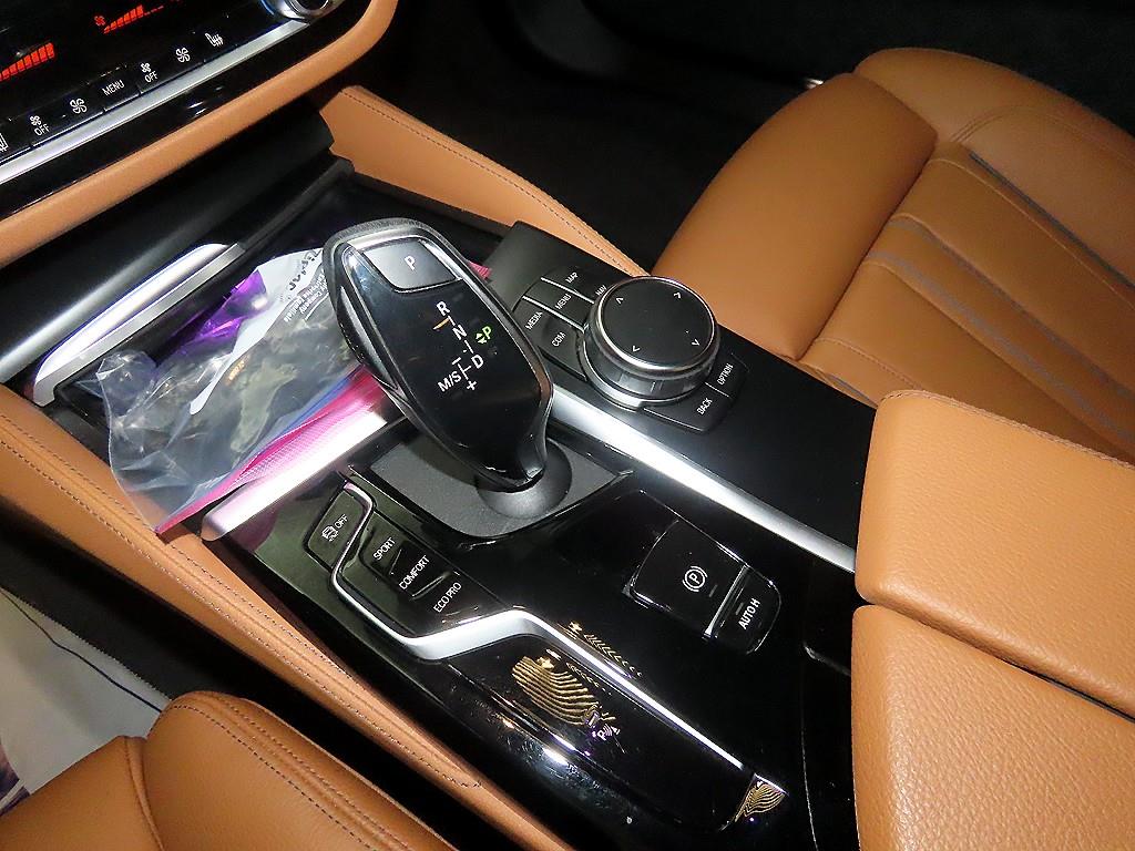 BMW 5 Series 2022 - Importación desde Corea - HF Imports Iquique - Foto 14
