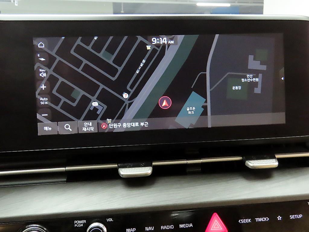 KIA Carnival - Vista 11