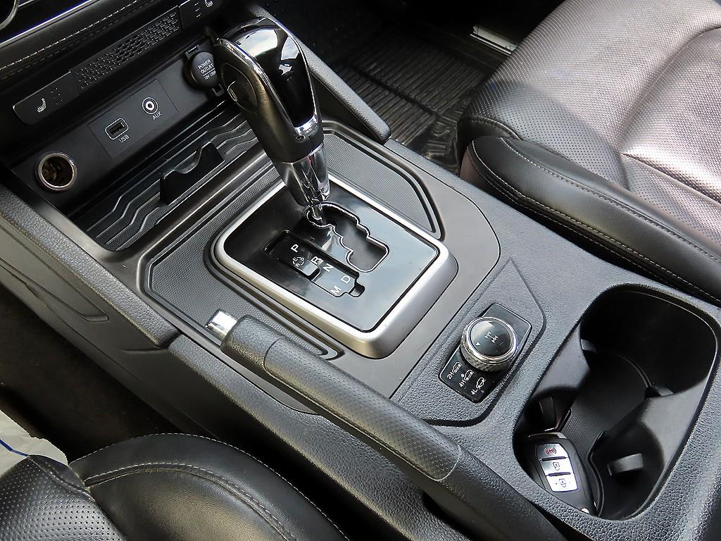 Ssangyong Rexton - Vista 12